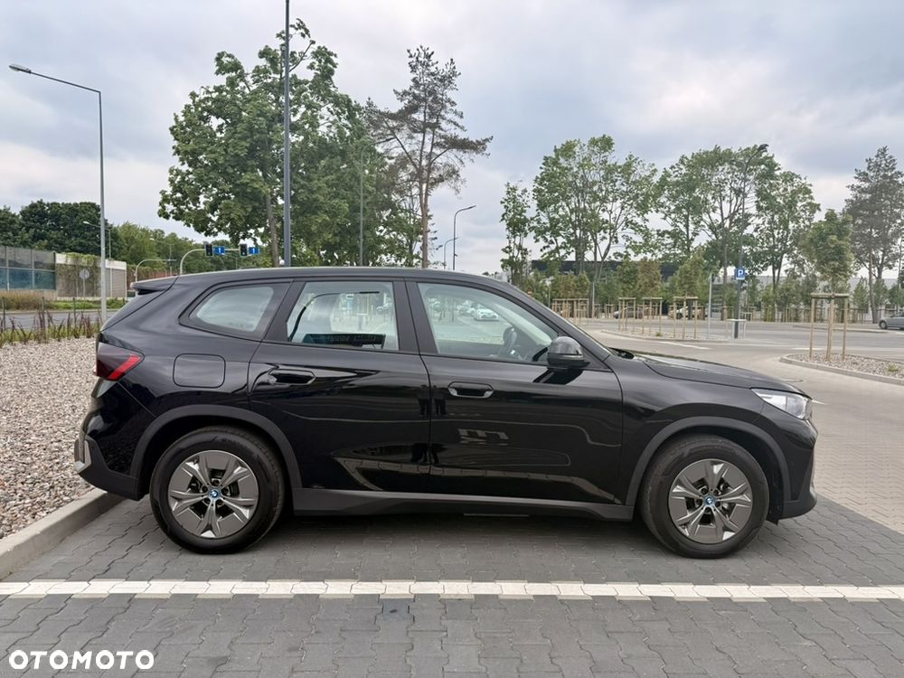 BMW iX1 eDrive20 xLine - 9