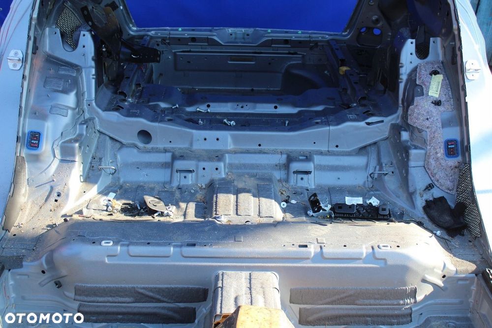 Ćwiartka tylna lewa błotnik tył lewy Mercedes W212 Lift Kombi kolor 792 - 11