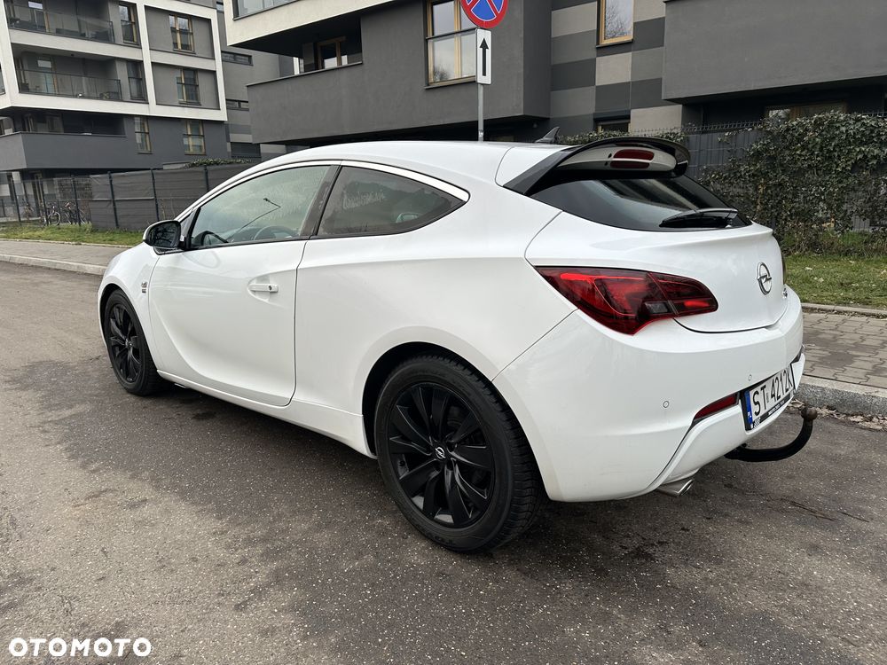 Opel Astra 2.0 CDTI ecoFLEX Start/Stop - 2