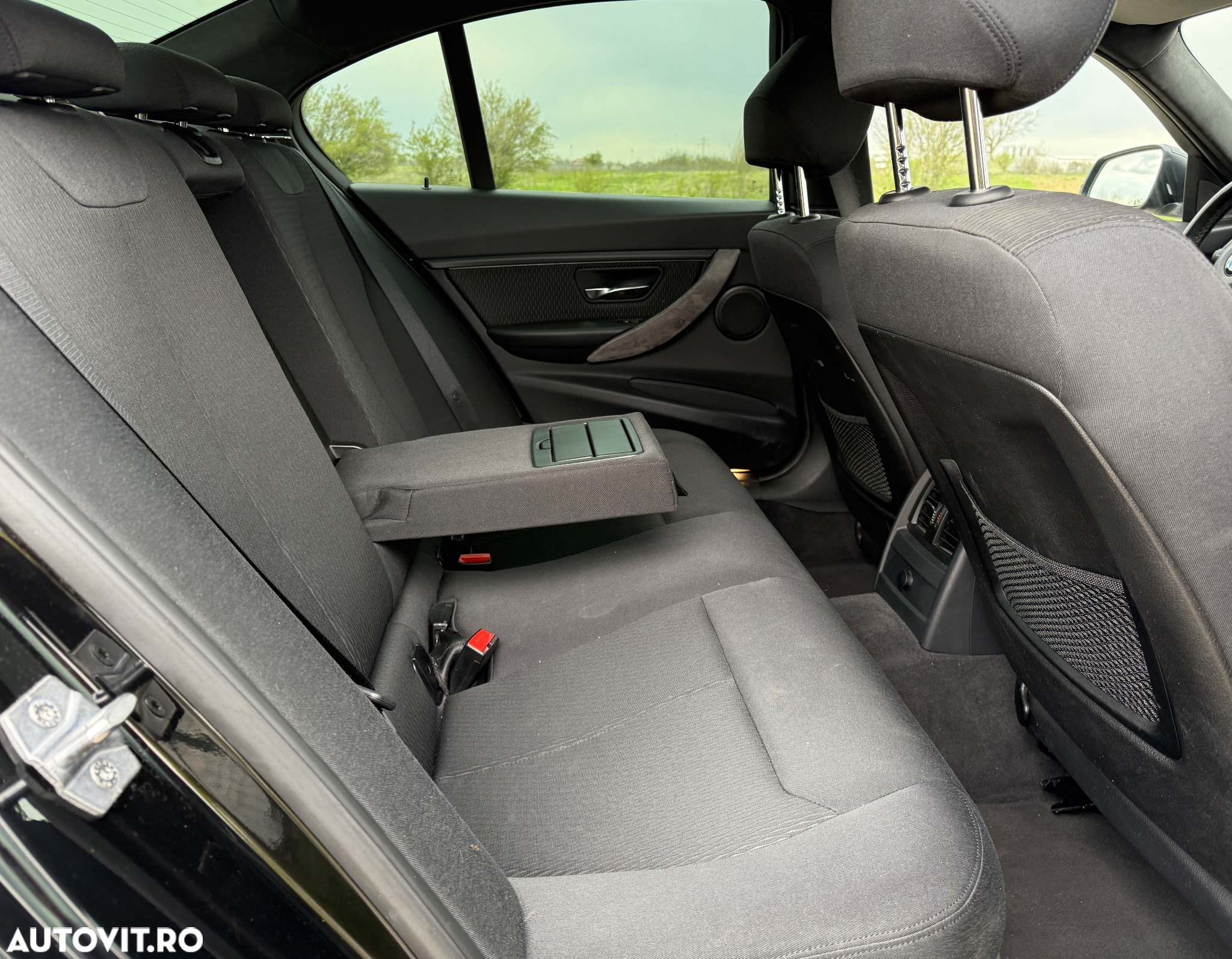 BMW Seria 3 316i - 8