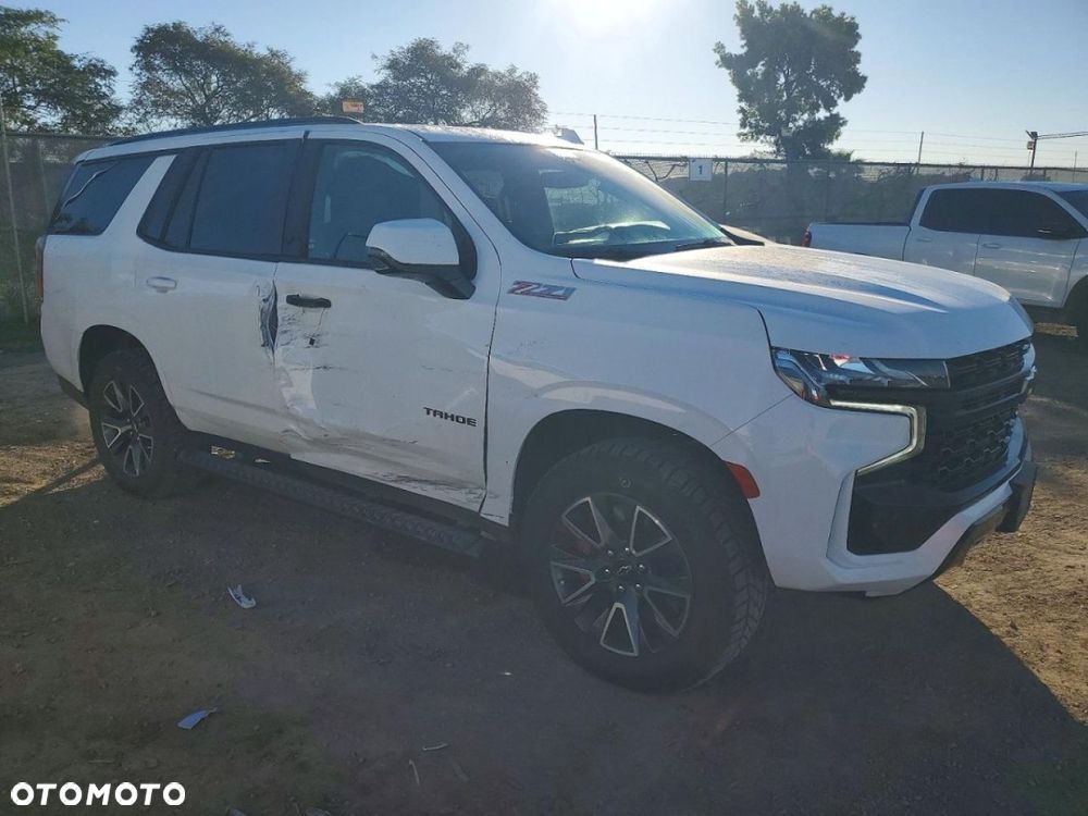Chevrolet Tahoe - 2
