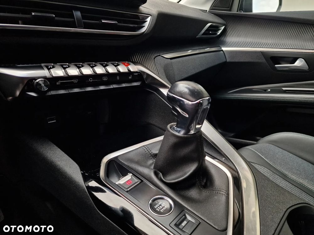 Peugeot 3008 1.5 BlueHDi Allure S&S - 35