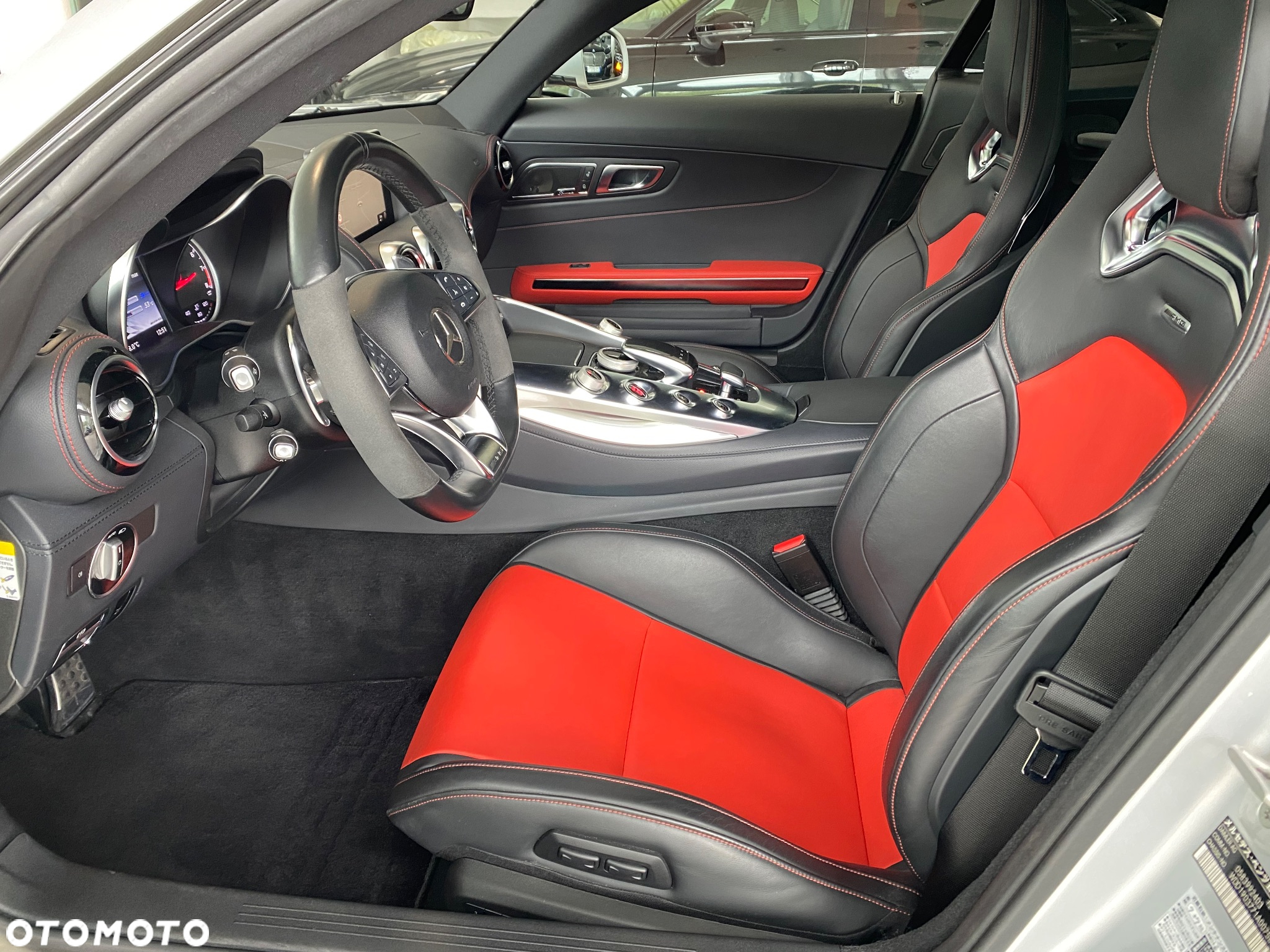 Mercedes-Benz AMG GT Standard - 23