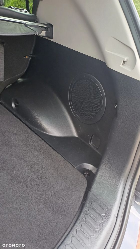 Kia Sportage 1.7 CRDI 2WD ISG Dream-Team Edition - 9