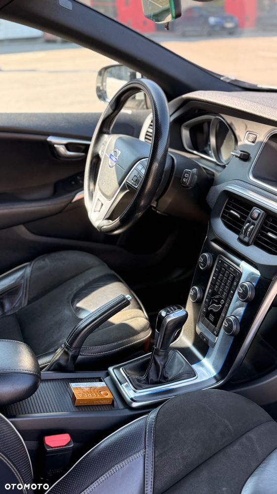 Volvo V40 D4 RDesign - 15