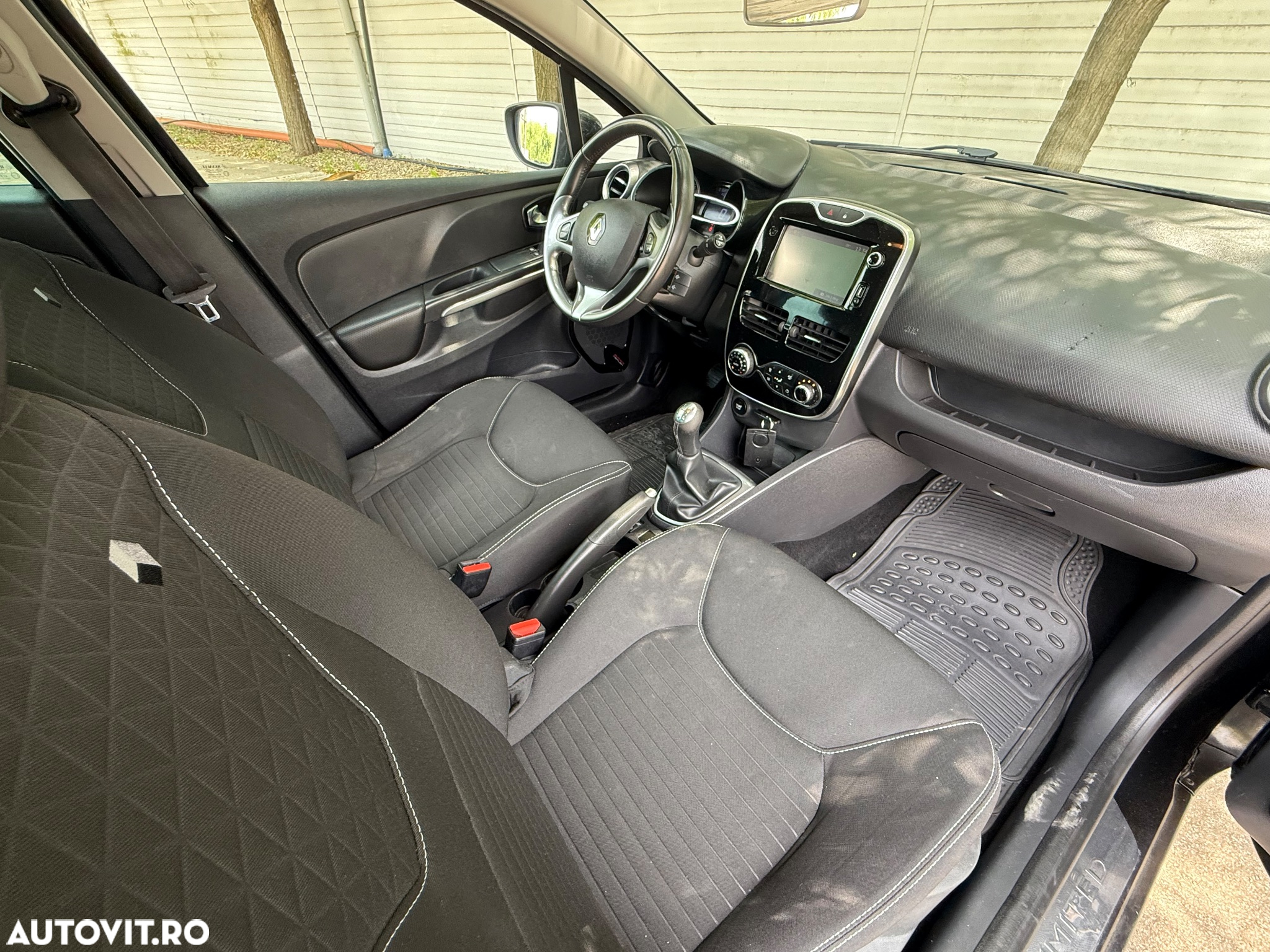 Renault Clio (Energy) TCe 90 Start & Stop LIMITED - 16