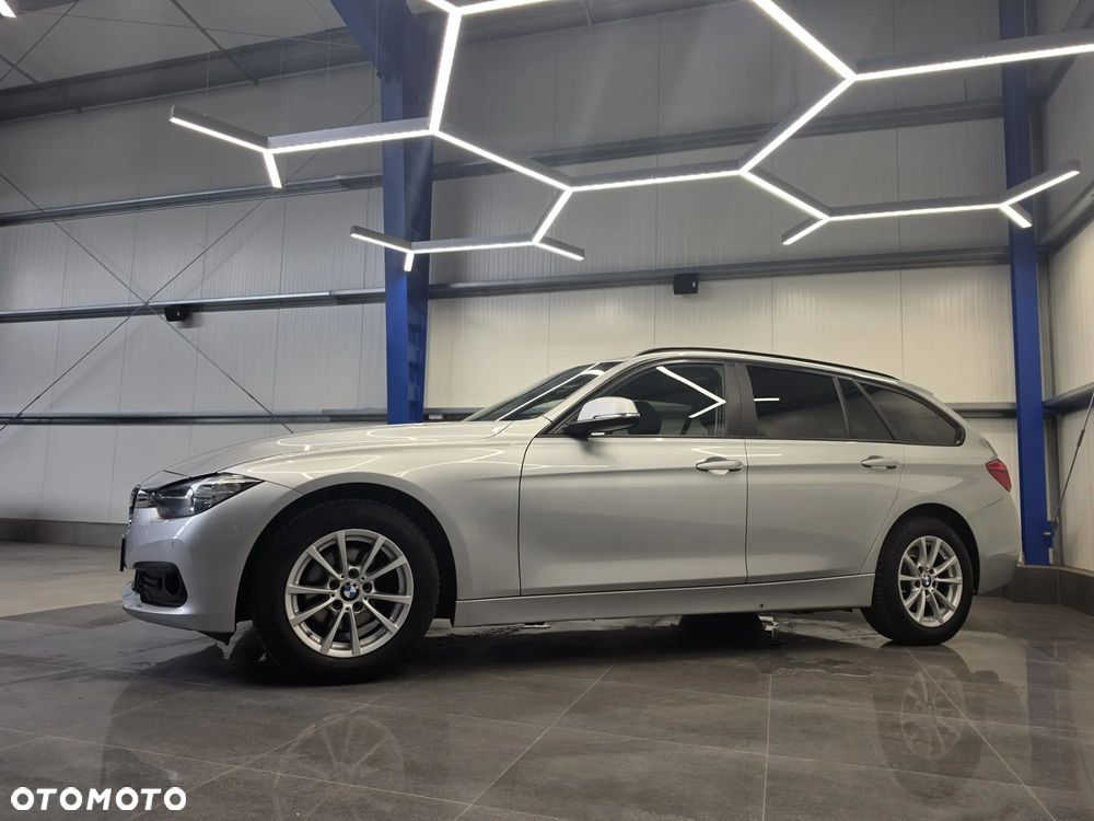 BMW Seria 3 318d Advantage - 4
