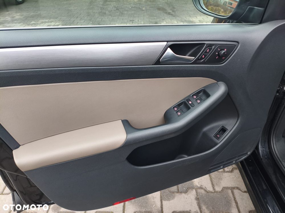 Volkswagen Jetta 1.4 TSI DSG Comfortline - 10