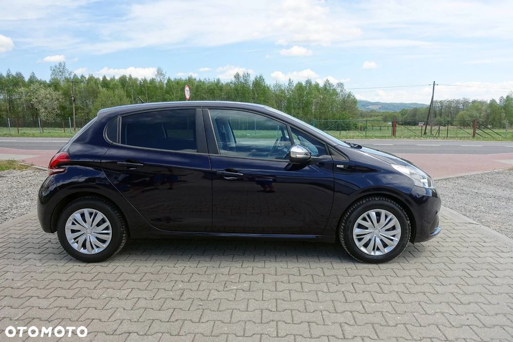 Peugeot 208 82 PureTech Style - 4
