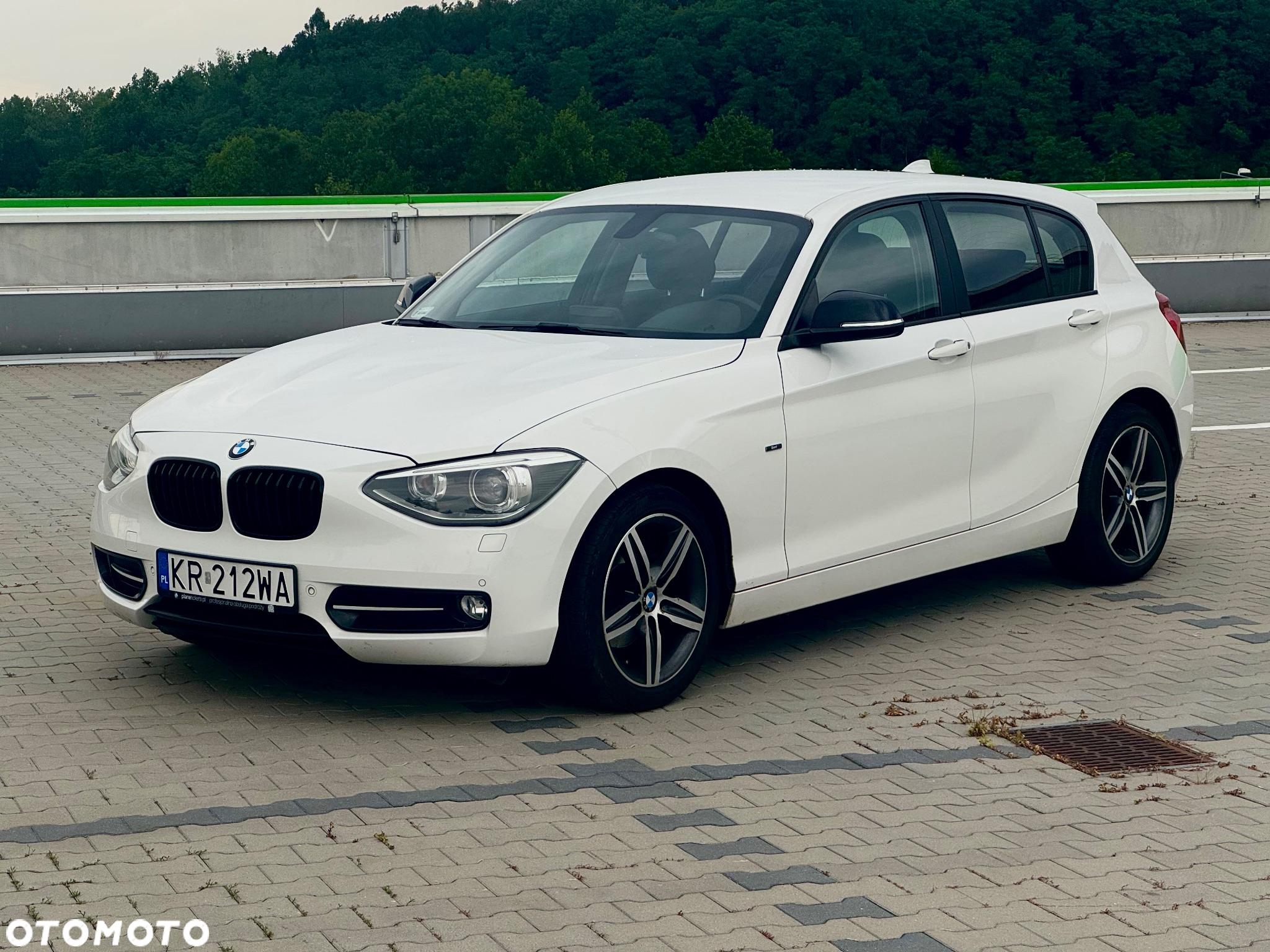 BMW Seria 1 - 2