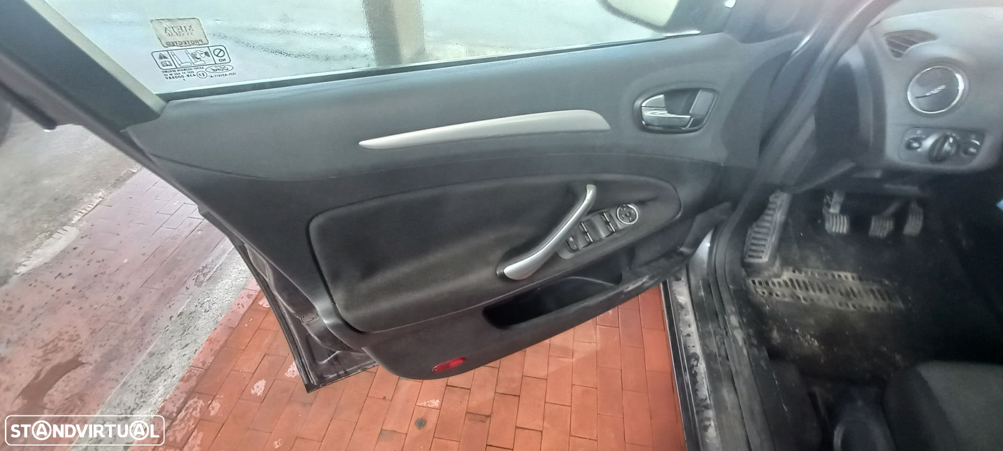 Ford Mondeo 1.8 TDCi Titanium - 5