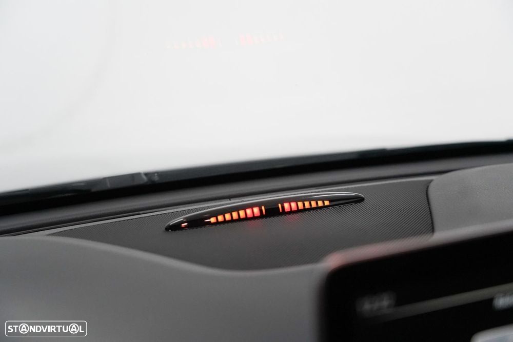 Mercedes-Benz CLA 180 d AMG Line - 12