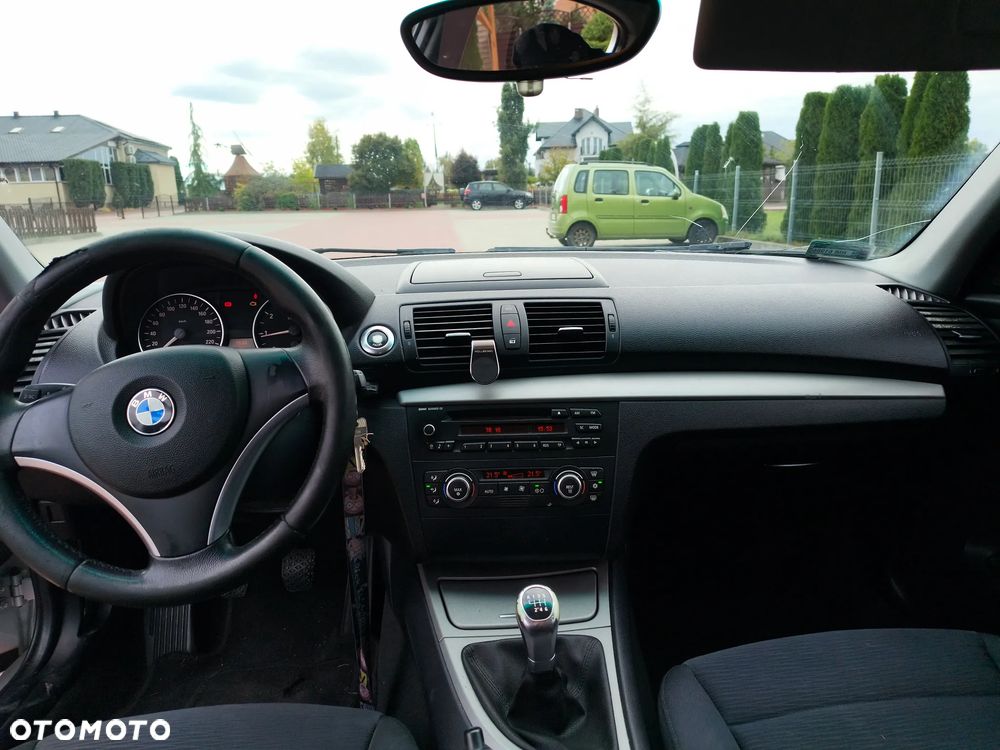 BMW Seria 1 2007 photo 5
