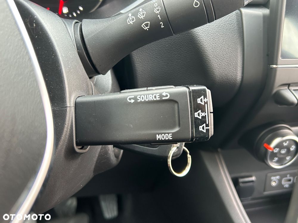 Renault Captur TCe 100 EXPERIENCE - 37