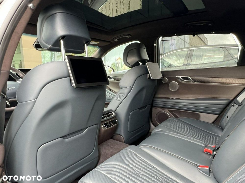 Genesis G80 - 10