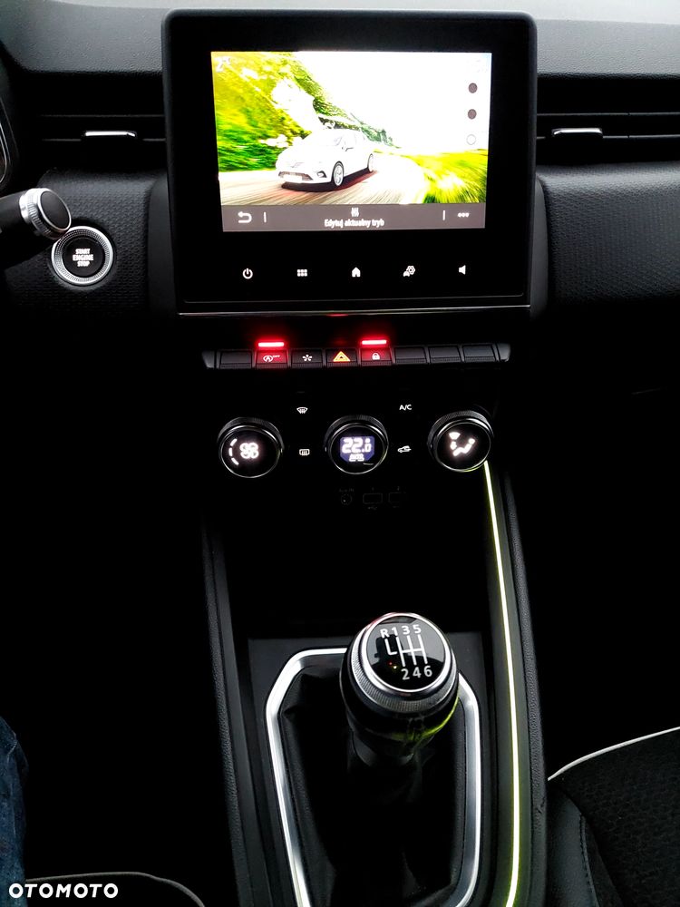 Renault Clio BLUE dCi 115 BUSINESS EDITION - 20