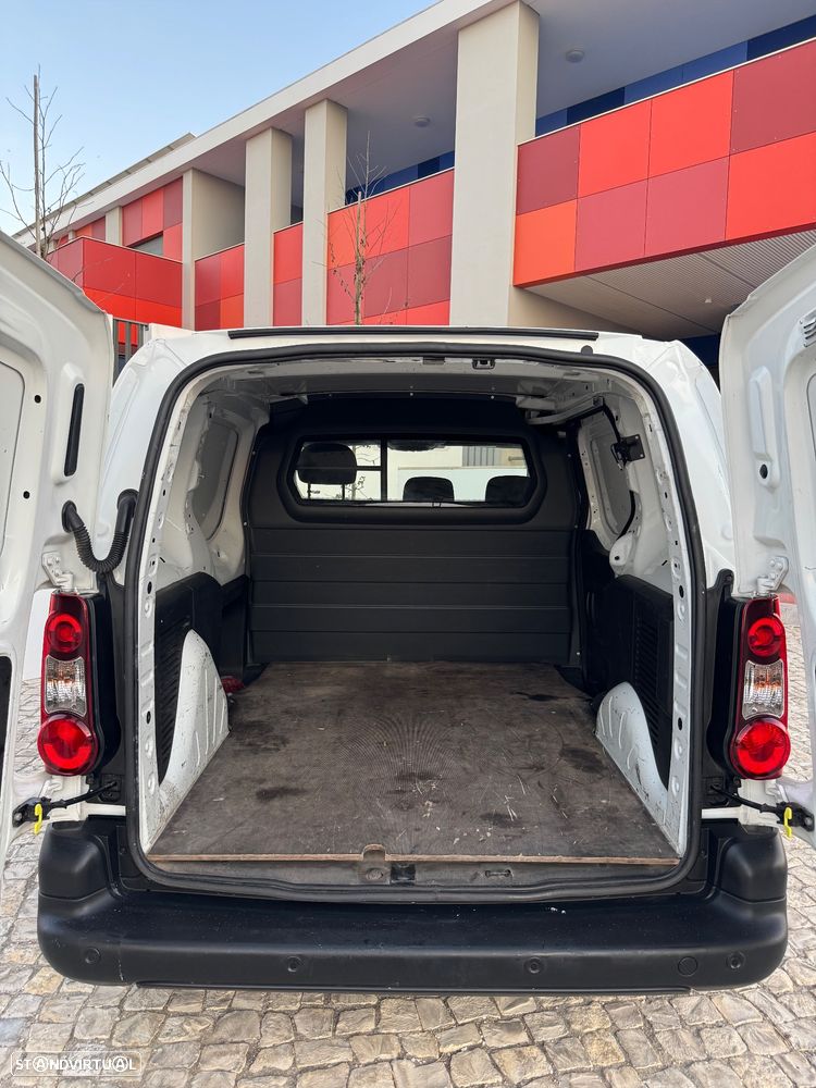 Citroën BERLINGO 1.6 Hdi / CX.AUTOMATICA / 3 LUGARES / GARANTIA - 10