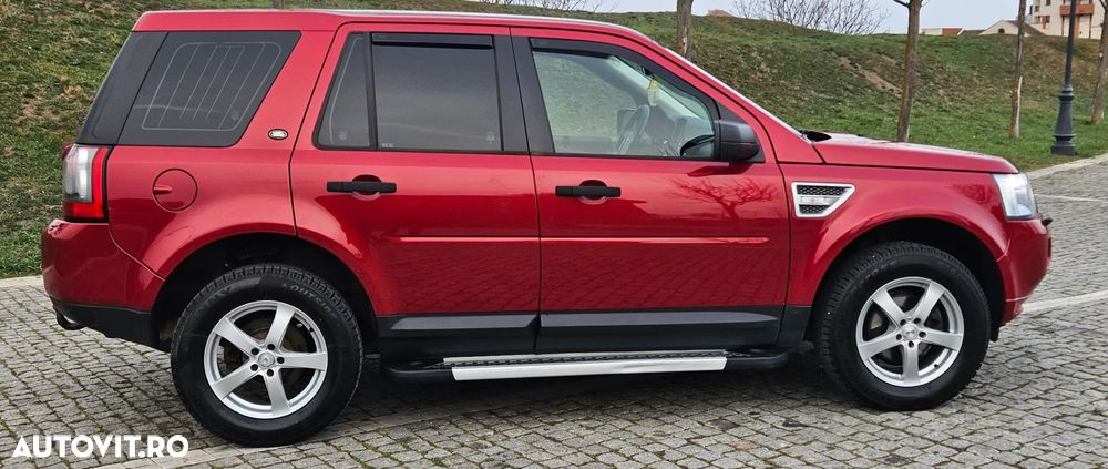 Land Rover Freelander 2 2.2 TD4 S - 4