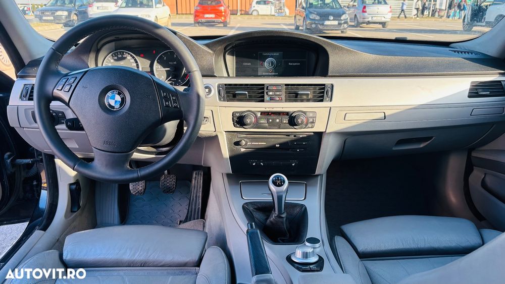 BMW Seria 3 320d - 2