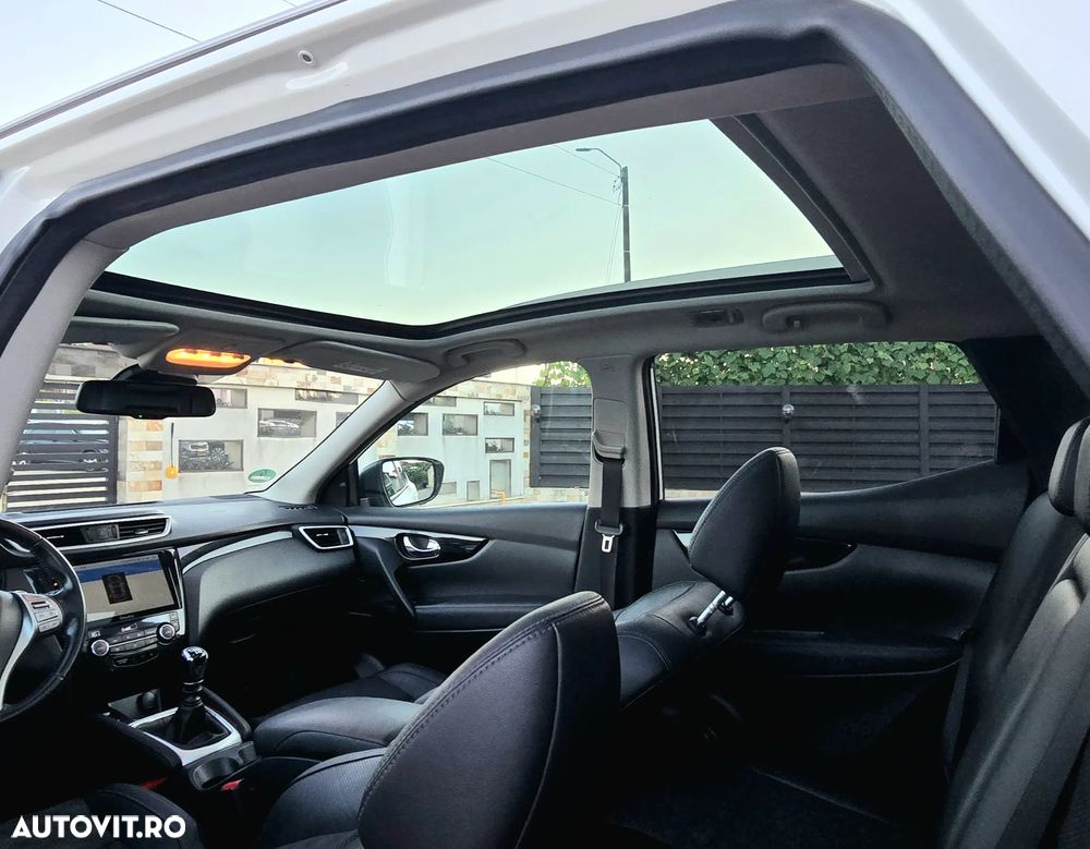 Nissan Qashqai 1.6 DCI 4 x 4 DPF Start/Stop acenta - 31