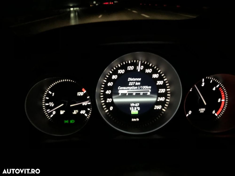 Mercedes-Benz C - 27