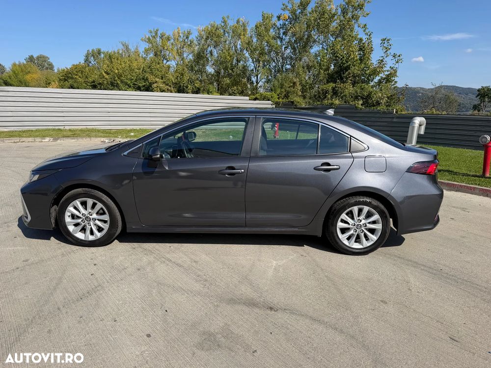 Toyota Corolla 1.8 HSD Business - 9