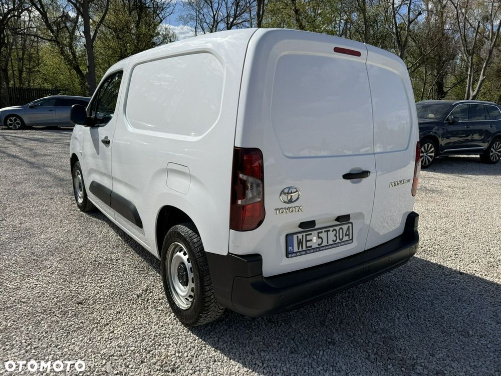 Toyota Proace City - 14