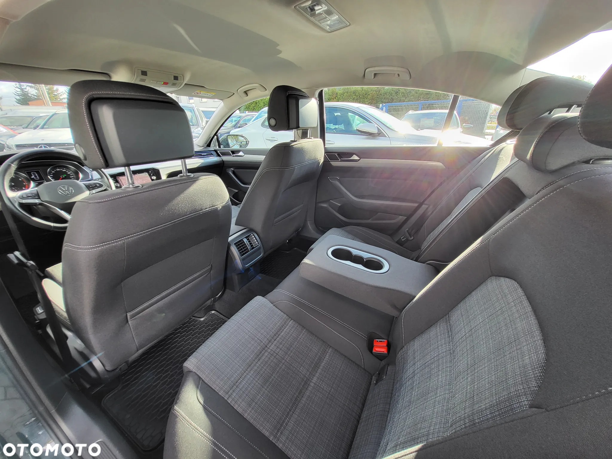 Volkswagen Passat 1.5 TSI EVO Business DSG - 10