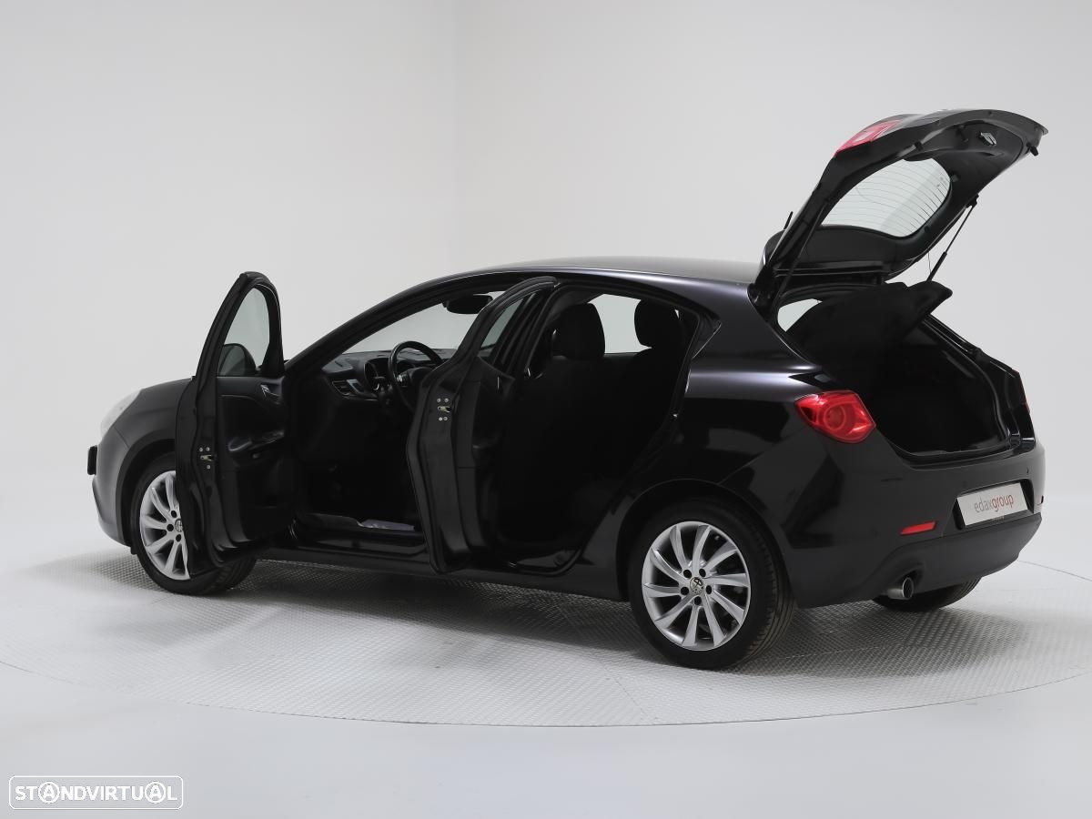 Alfa Romeo Giulietta - 5