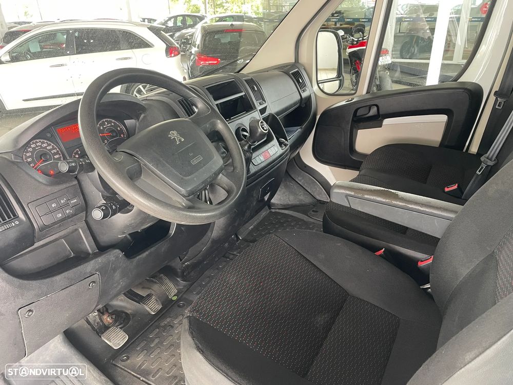 Peugeot Boxer 7Lugares 2.0 HDI 130cv C/BASCULA - 17