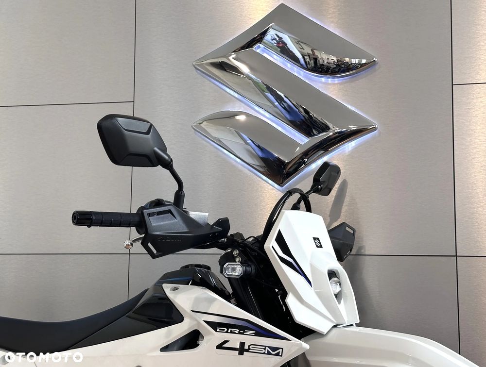 Suzuki DR-Z - 3
