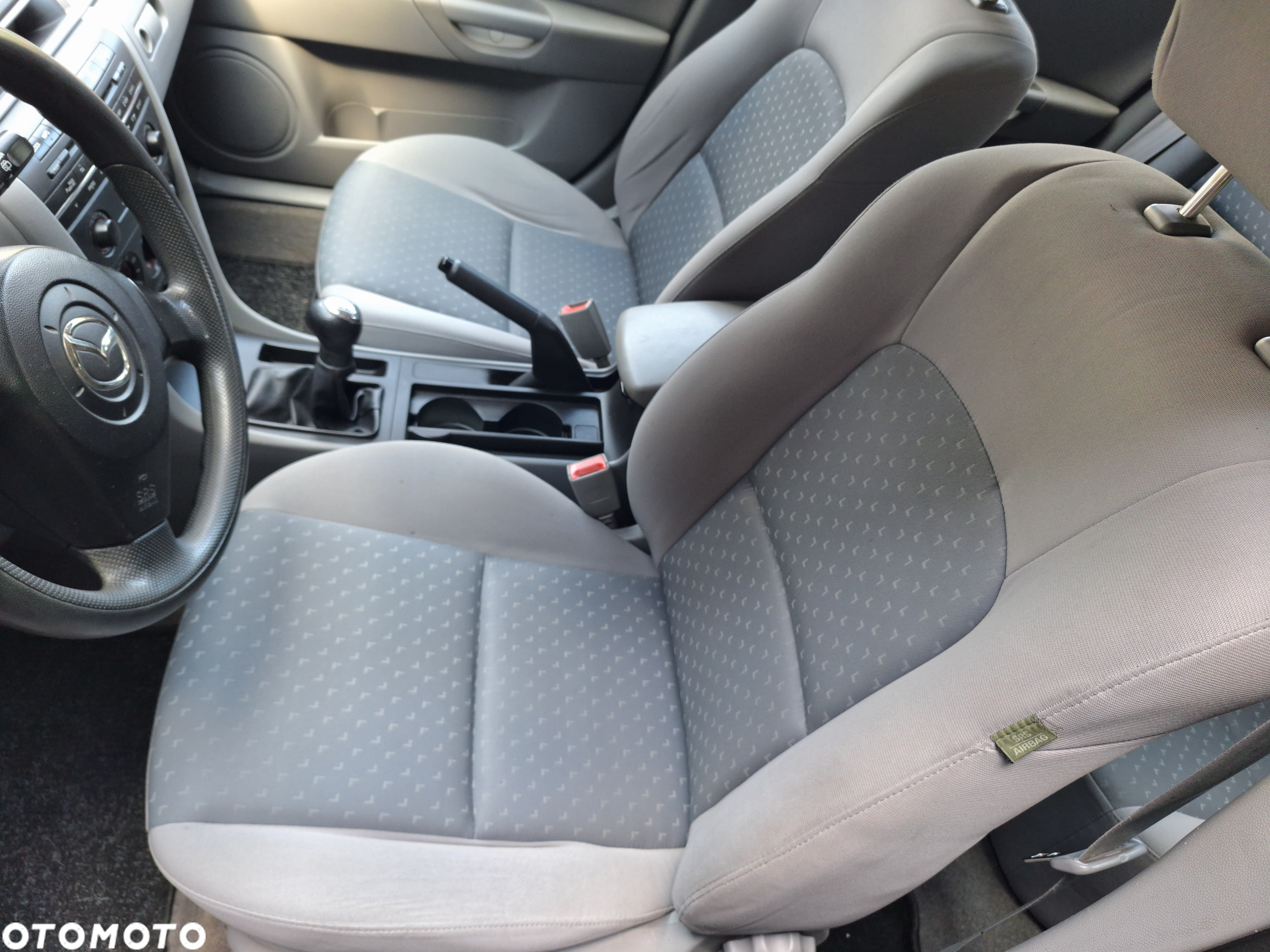 Mazda 3 - 4