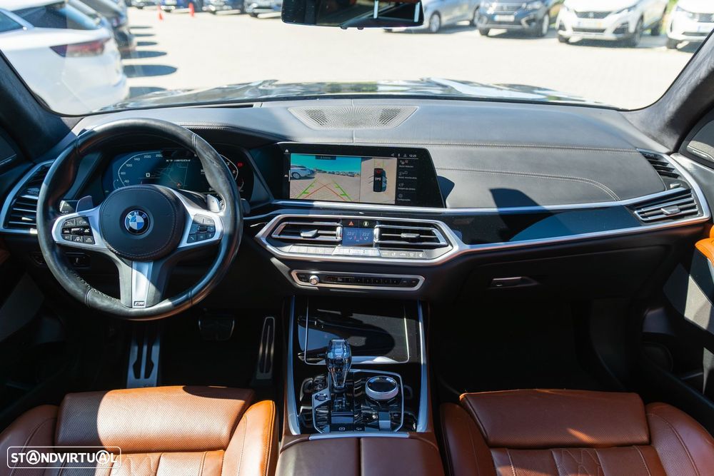 BMW X7 M50d - 7