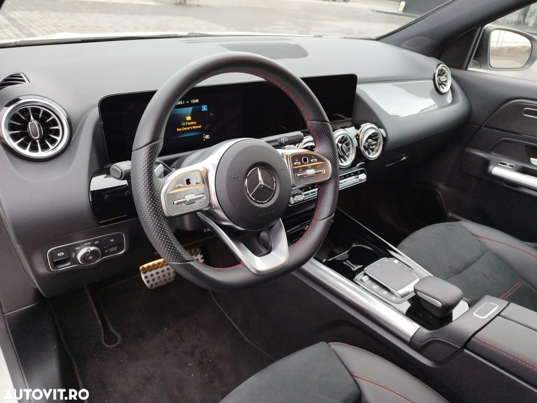 Mercedes-Benz GLA - 8