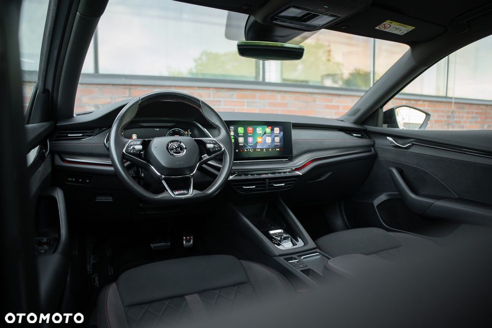 Skoda Octavia 2.0 TSI DSG RS - 28