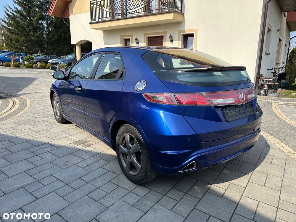 Honda Civic 1.4 i-VTEC - 8
