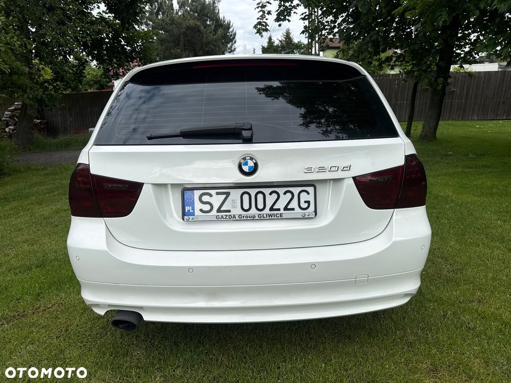 BMW Seria 3 - 24