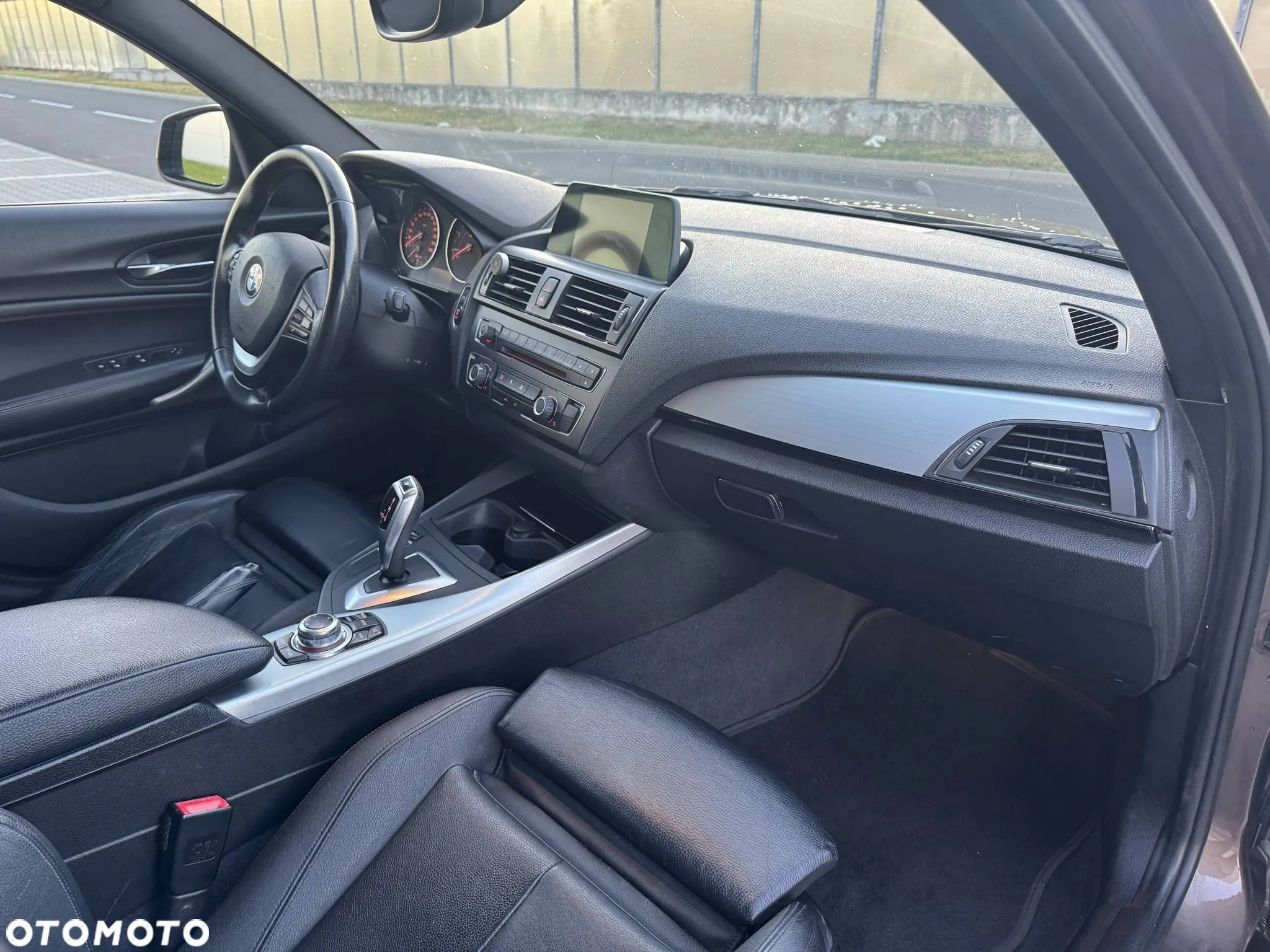 BMW Seria 1 118d Sport Line - 11