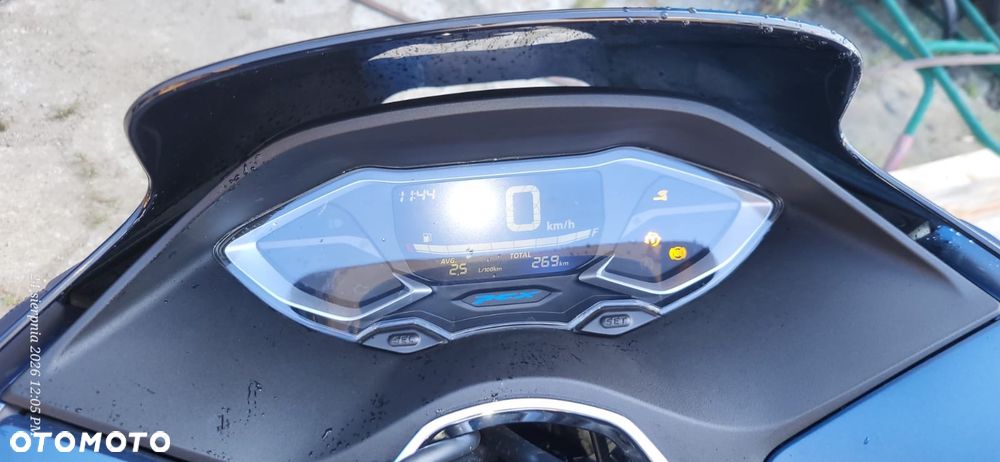 Honda PCX - 10