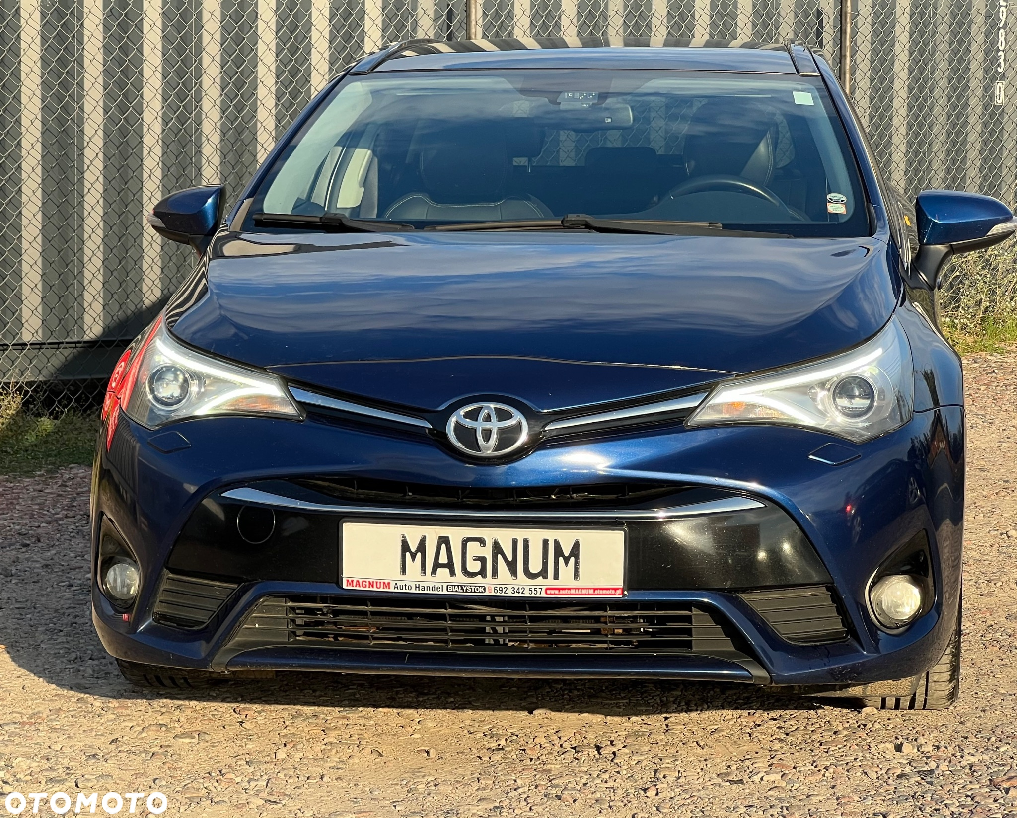 Toyota Avensis Touring Sports 2.0 D-4D Edition S+ - 34
