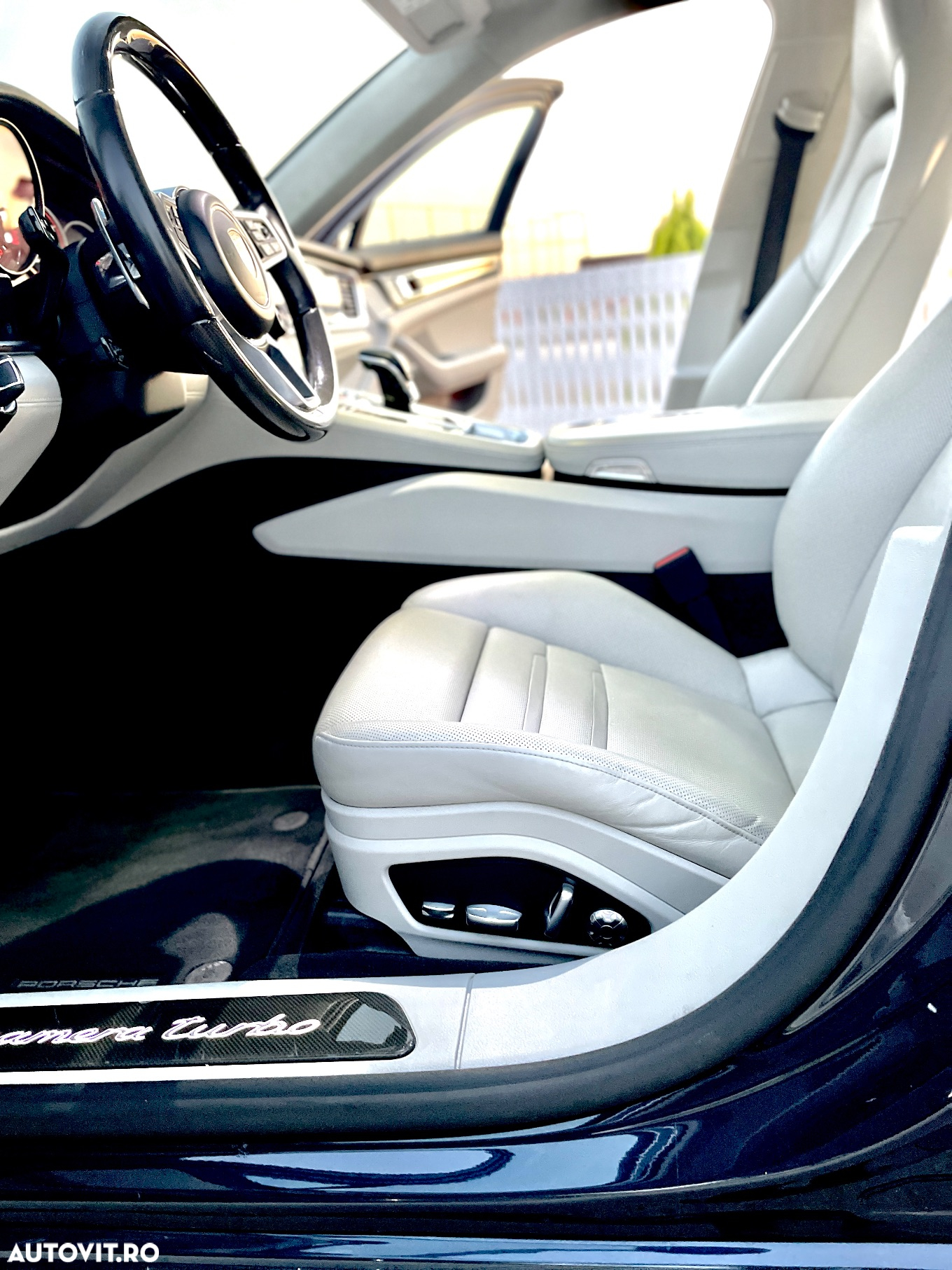 Porsche Panamera - 11