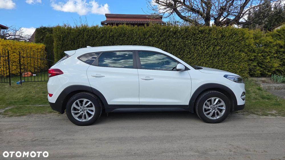 Hyundai Tucson 1.6 GDI BlueDrive Comfort 2WD - 10