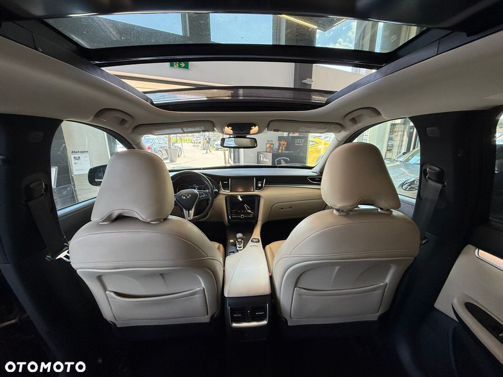 Infiniti QX50 - 21