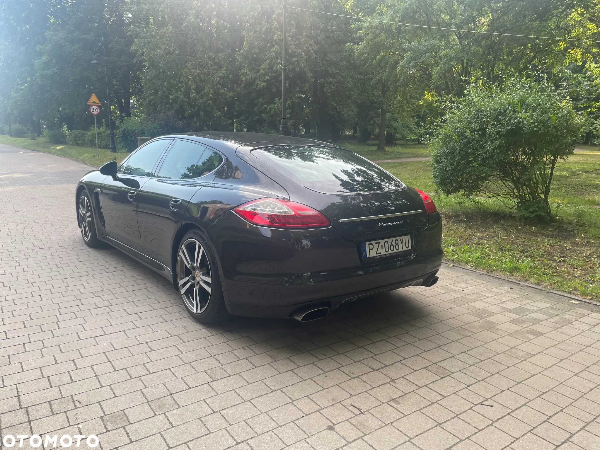 Porsche Panamera 4 PDK Platinum Edition - 7