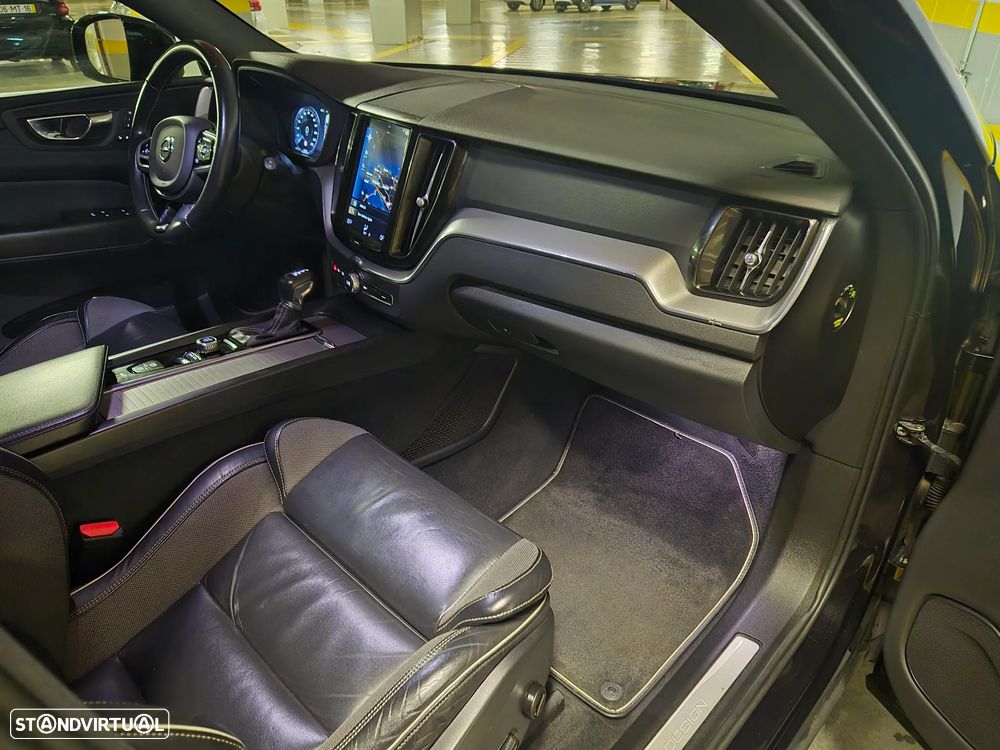 Volvo XC 60 2.0 D4 R-Design Geartronic - 50