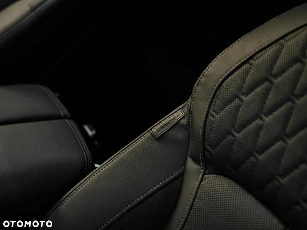 BMW X5 M M60i xDrive - 19