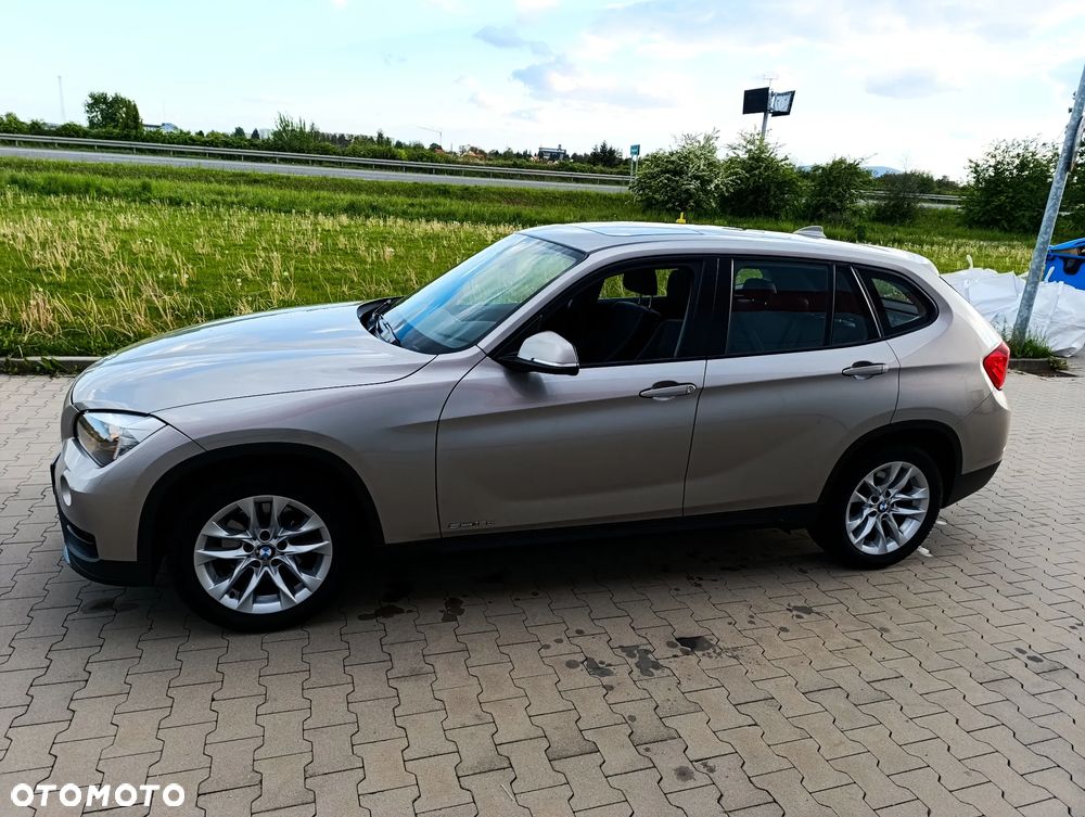 BMW X1 sDrive18d Sport Line - 3