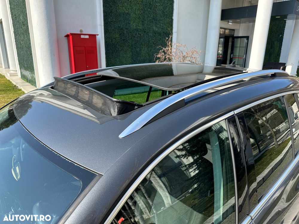 Volkswagen Tiguan 2.0 TDI 4Motion DSG Track & Field - 5