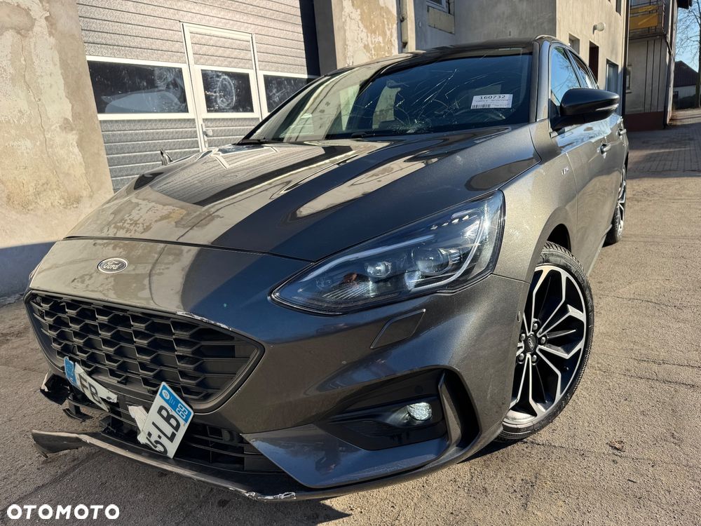 Ford Focus - 1