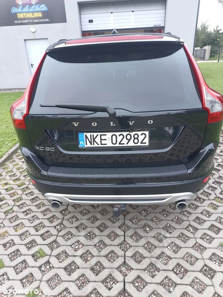 Volvo XC 60 D5 AWD RDesign - 8